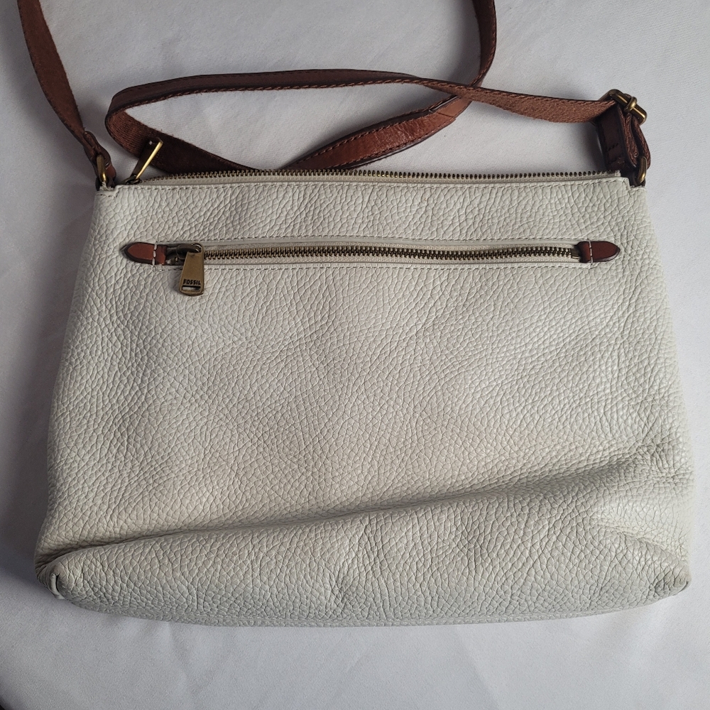 Fossil Kinsley Ivory Brown Leather Crossbody Bag - Picture 7 of 16
